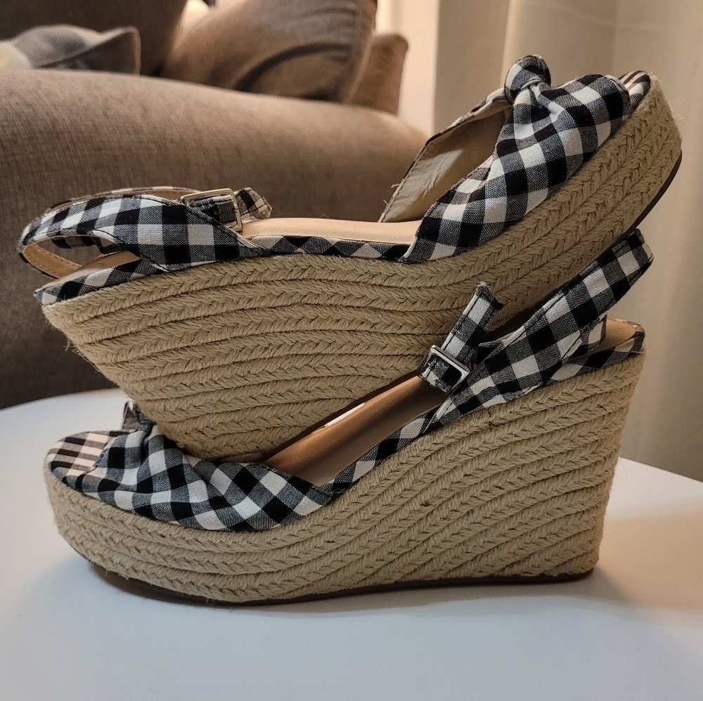 Steve Madden Valinda Peep Toe Black Plaid Wedge Espadrilles Sandals Size 8 - Picture 5 of 9